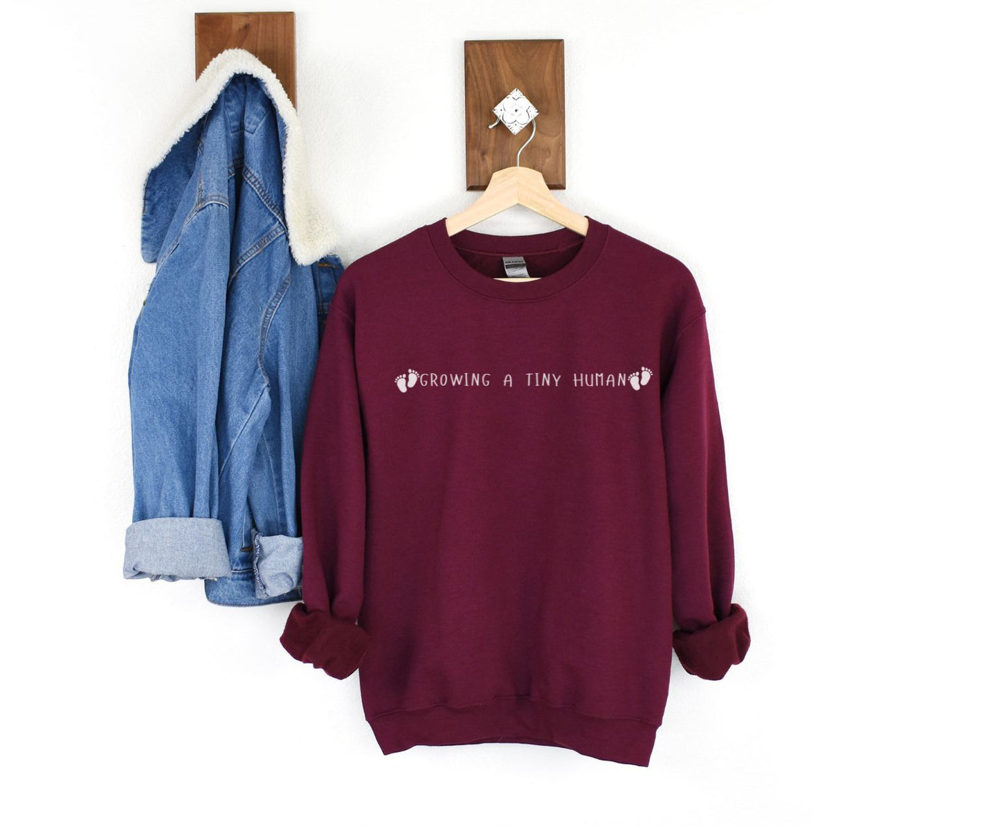 Graphic Funny pregnant Mom Sweat Shirt, New Sweatshirt Gift for Expecting Mom