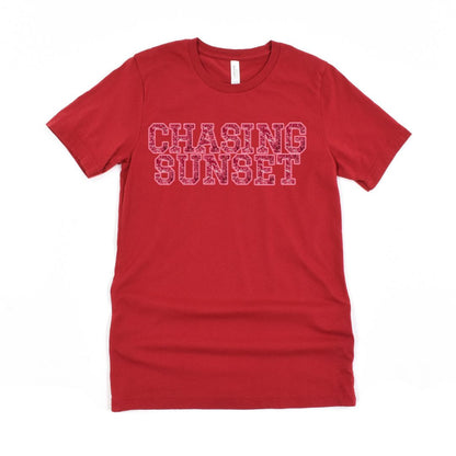 Chasing Sunset Ultimate Comfort Styled Graphic T-shirt
