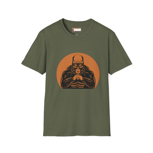 Retro Graphic Gorilla Looking Cool Designed Comfort Unisex T-shirt