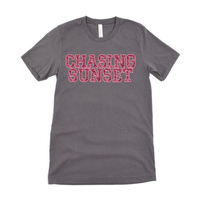 Chasing Sunset Ultimate Comfort Styled Graphic T-shirt
