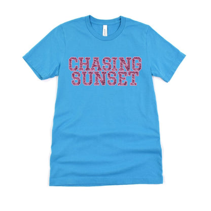Chasing Sunset Ultimate Comfort Styled Graphic T-shirt